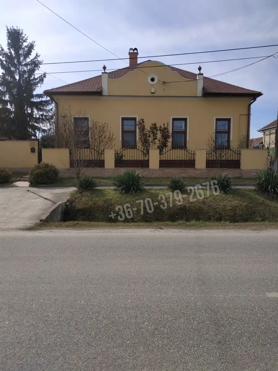 eladó családi ház, Tóalmás