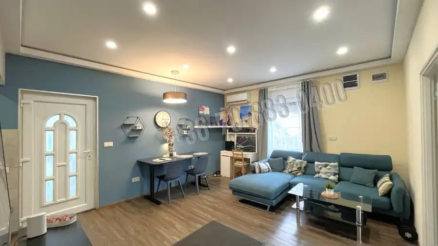 eladó családi ház, Újhartyán