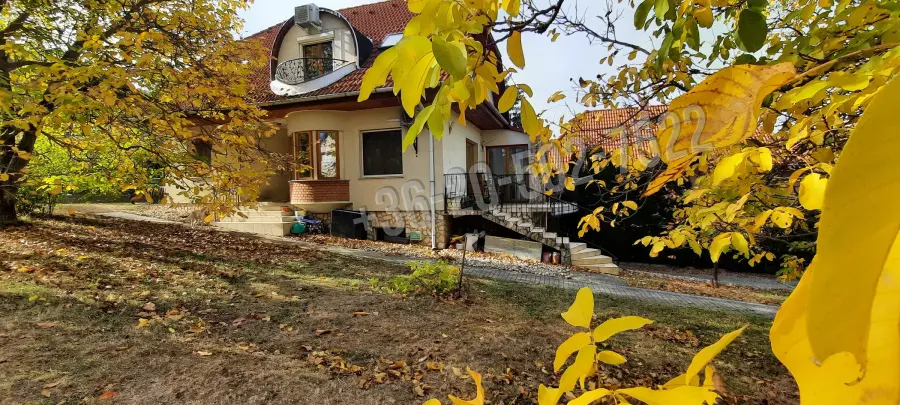 eladó családi ház, Verőce