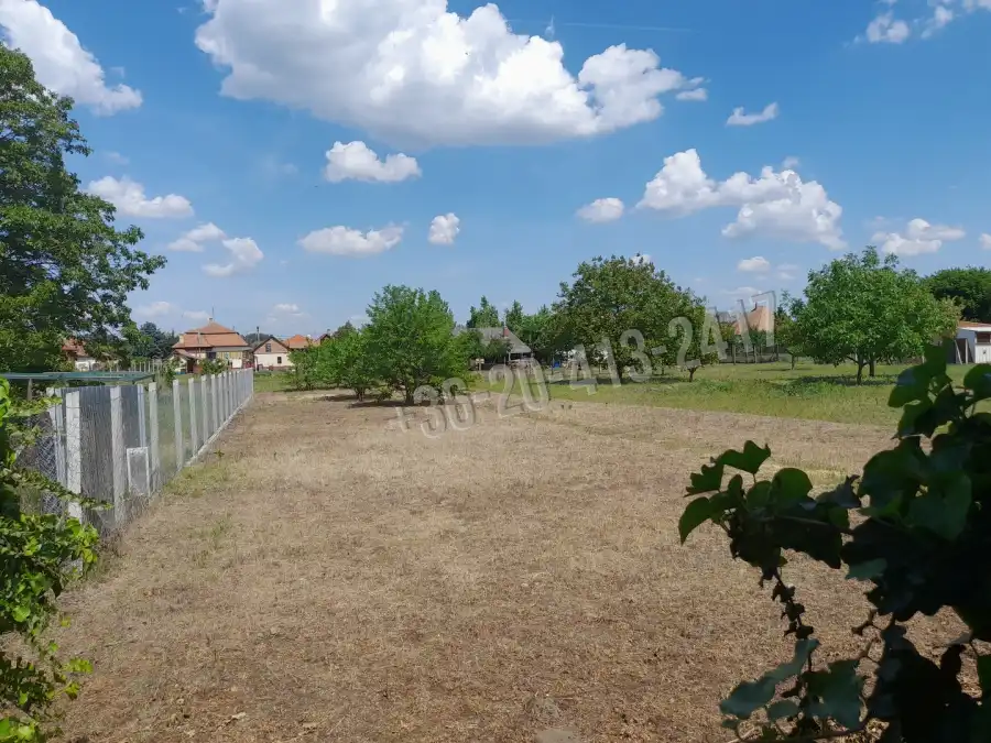 eladó  Építési telek, Albertirsa