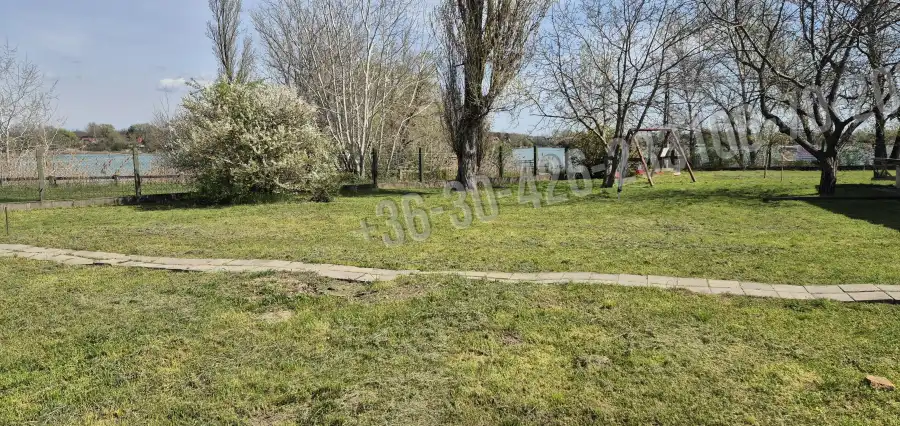 eladó  Építési telek, Délegyháza