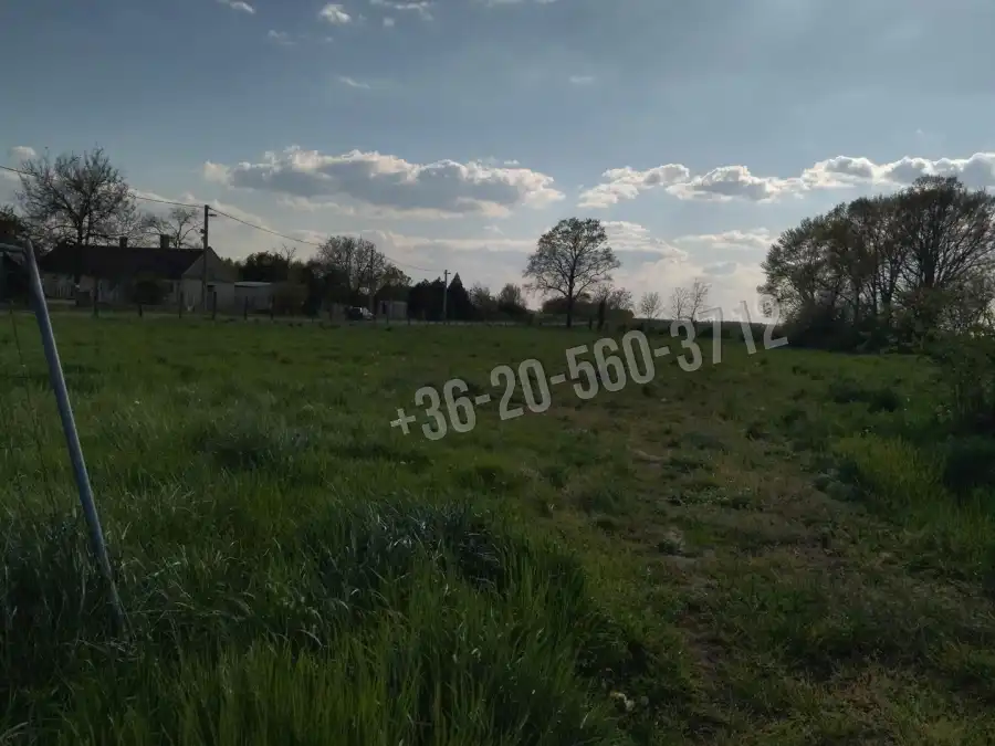 eladó  Építési telek, Nagyalásony