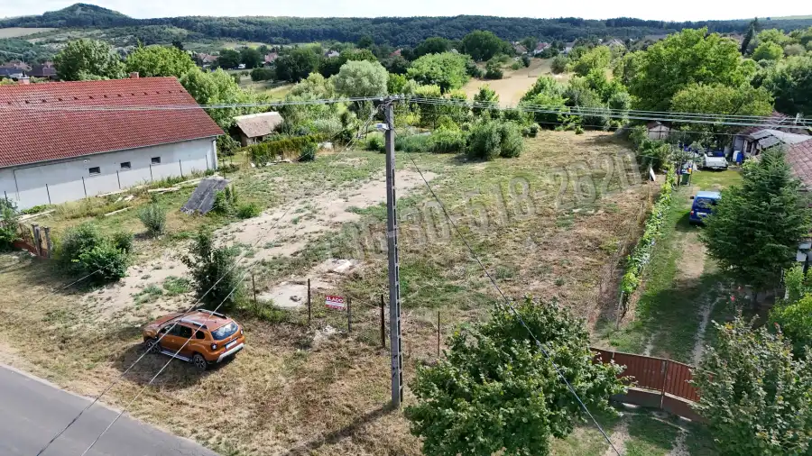 eladó  Építési telek, Nézsa