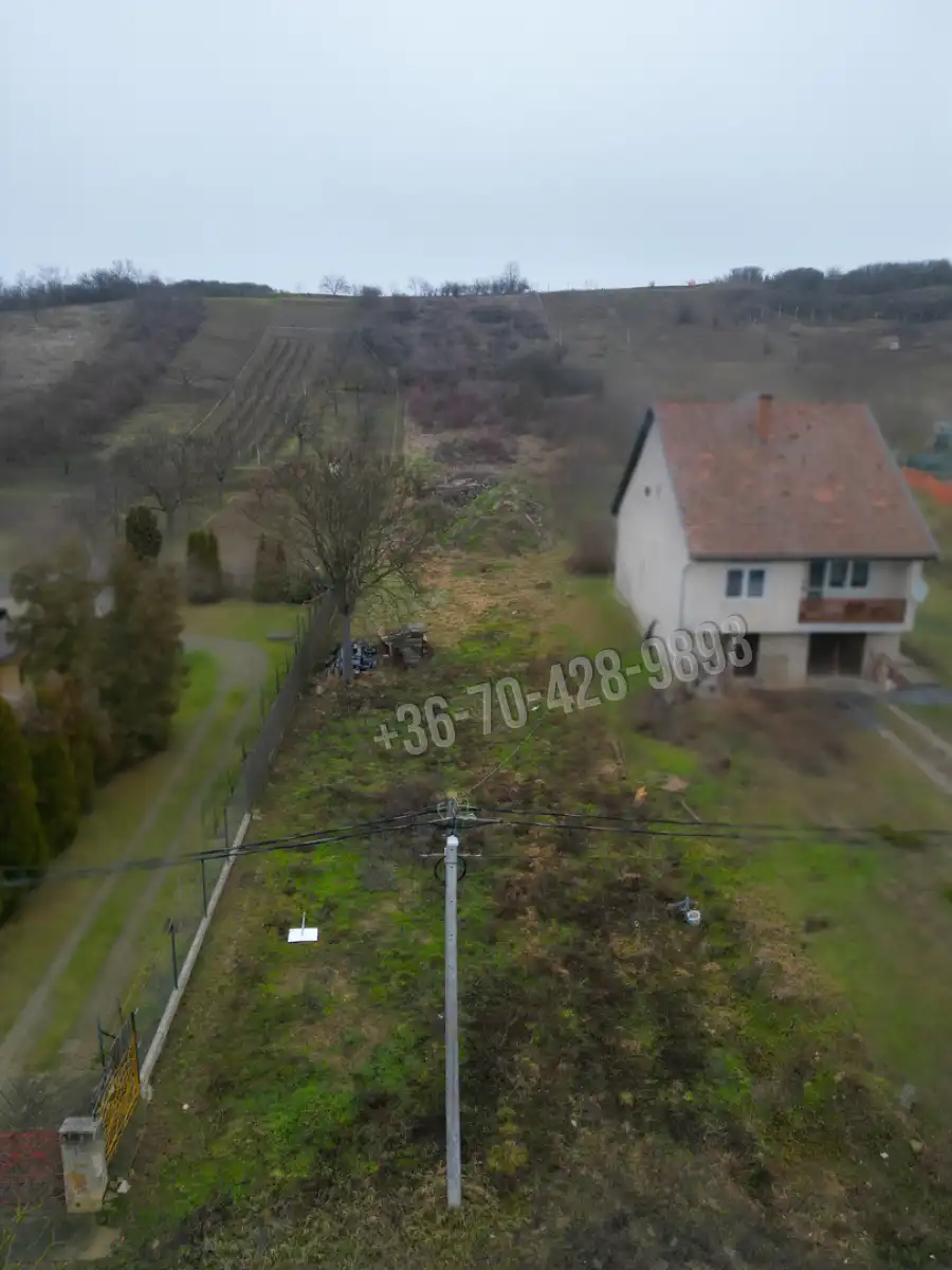 eladó  Építési telek, Rád
