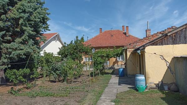 eladó  Építési telek, Szolnok