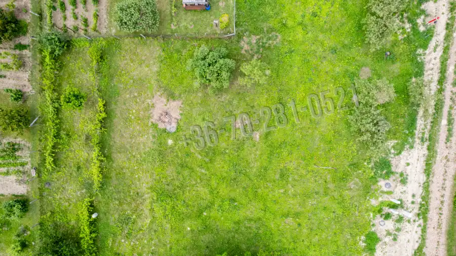 eladó  Építési telek, Vác