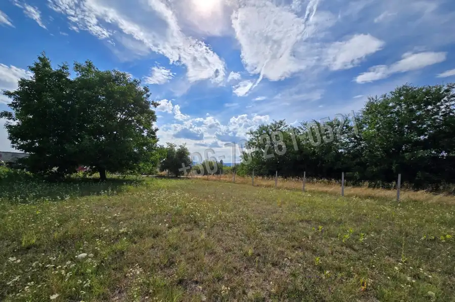 eladó  Építési telek, Vác