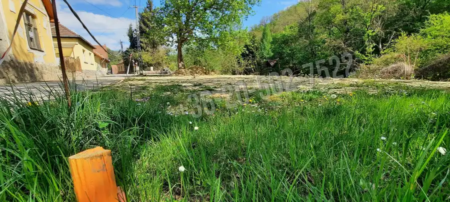 eladó  Építési telek, Zebegény