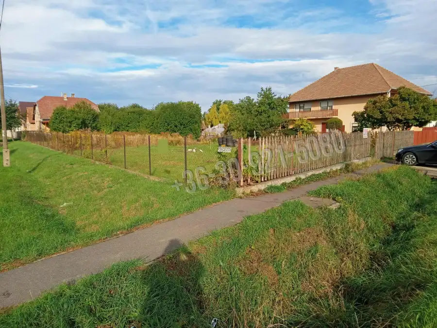 eladó  Építési telek, Zsámbok