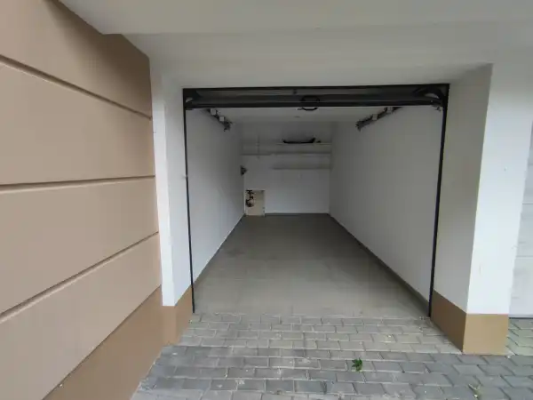 Eladó garázs, Mohács 20 m² 10 M Ft