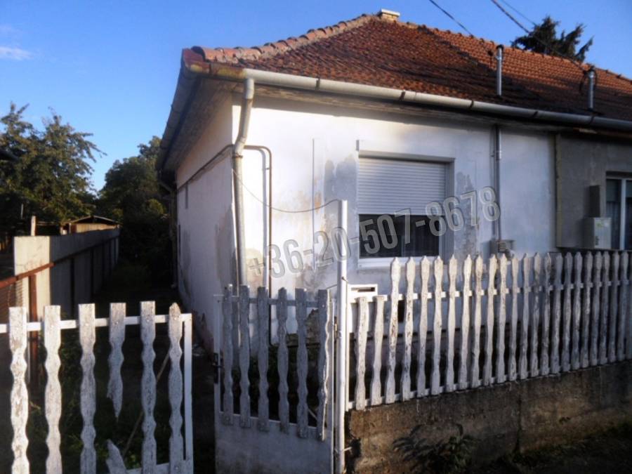 eladó házrész, Gyömrő