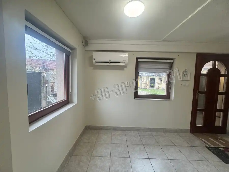 eladó házrész, Kiskunfélegyháza