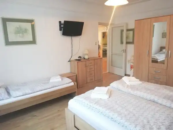 Eladó hotel, szálloda, Cserszegtomaj 5 szoba 180 m² 119 M Ft