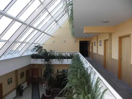 Eladó hotel, szálloda, Zalakaros 44 szoba 2650 m² 1616 M Ft