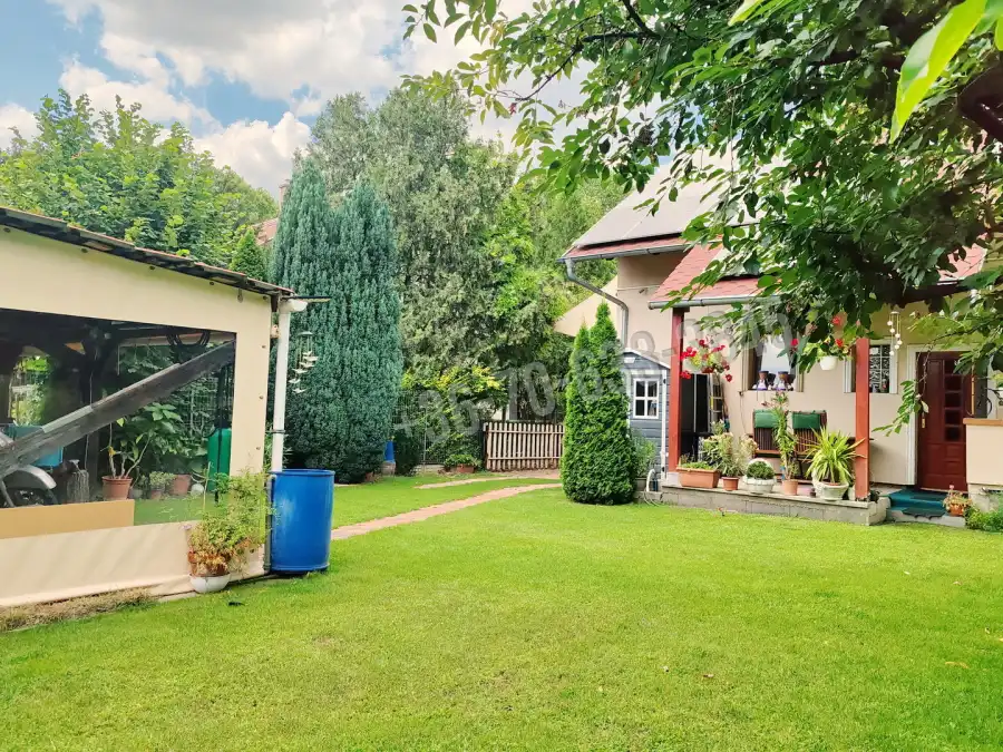 eladó ikerház, Budapest, XXI. kerület