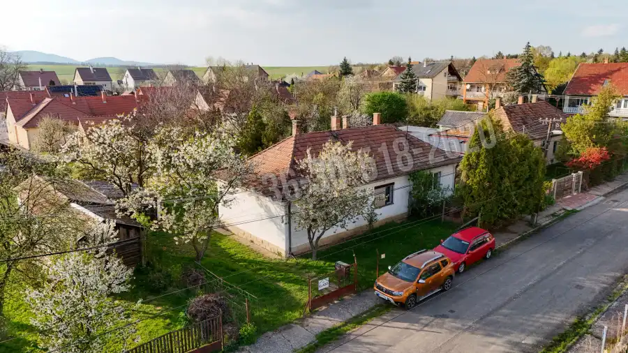 eladó ikerház, Rétság