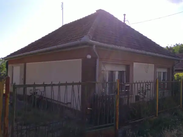 Eladó ingatlan, Albertirsa 2 szoba 60 m² 23.5 M Ft