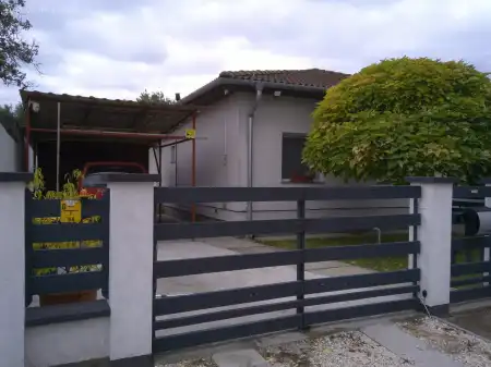 eladó ingatlan, Albertirsa