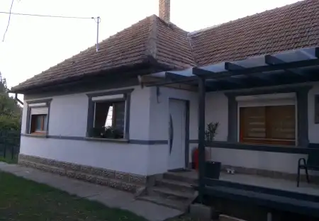 eladó ingatlan, Albertirsa