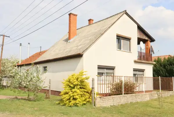 Eladó ingatlan, Albertirsa 5 szoba 137 m² 75.9 M Ft