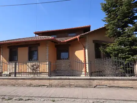 eladó ingatlan, Albertirsa