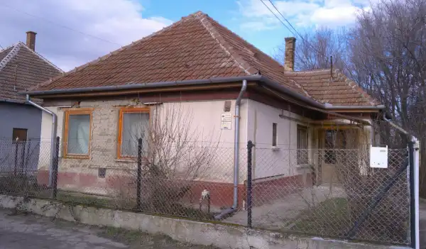 Eladó ingatlan, Albertirsa 2 szoba 82 m² 39.5 M Ft