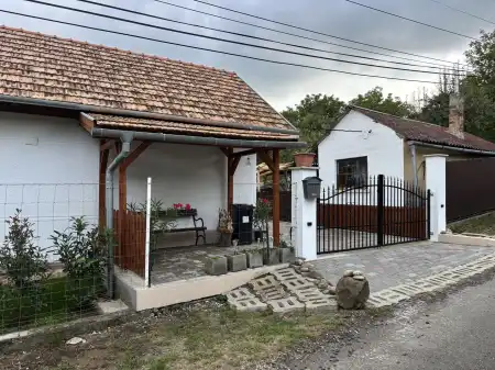 eladó ingatlan, Alsópetény