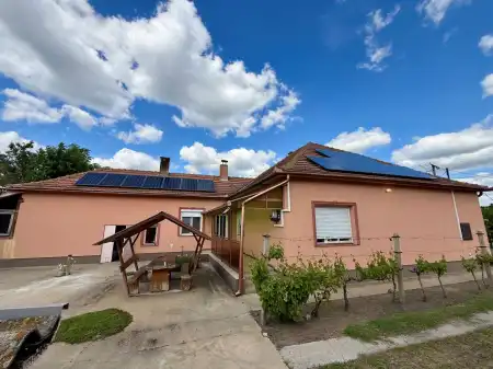 Eladó ingatlan, Ásotthalom 3 szoba 84 m² 56.2 M Ft