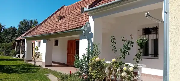 Eladó ingatlan, Bakonyság 3 szoba 100 m² 44.9 M Ft + Áfa