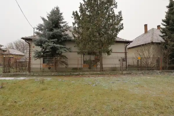 Eladó ingatlan, Baks 3 szoba 85 m² 8.99 M Ft