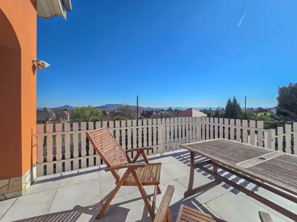 Eladó ingatlan, Balatonederics 6+2 szoba 250 m² 149.9 M Ft