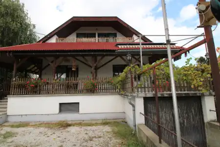 eladó ingatlan, Balatonmáriafürdő