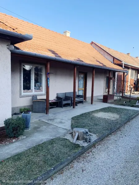 Eladó ingatlan, Balatonszárszó 5 szoba 124 m² 77 M Ft