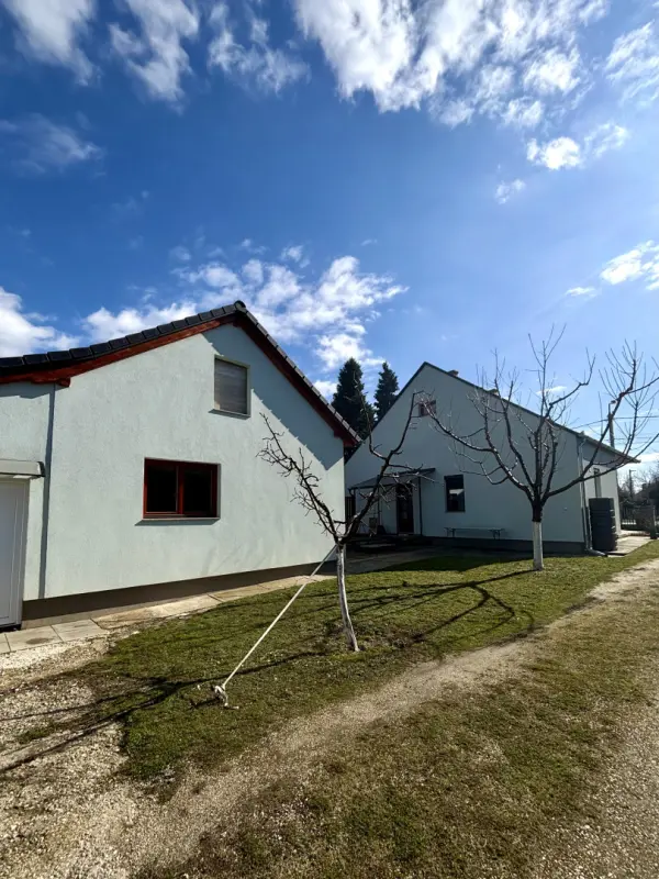 Eladó ingatlan, Balatonszárszó 4 szoba 140 m² 96.8 M Ft