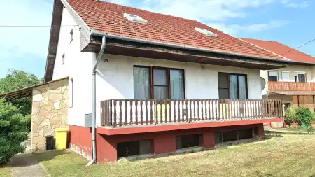 Eladó ingatlan, Balatonszemes 4 szoba 100 m² 83.9 M Ft