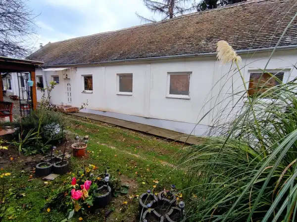 Eladó ingatlan, Bár 4 szoba 152 m² 35 M Ft