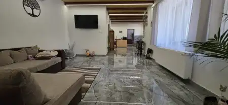 Eladó ingatlan, Baracs 2+2 szoba 114 m² 68 M Ft