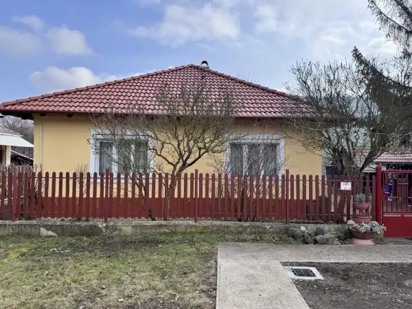 Eladó ingatlan, Bátor 2 szoba 51 m² 37.9 M Ft