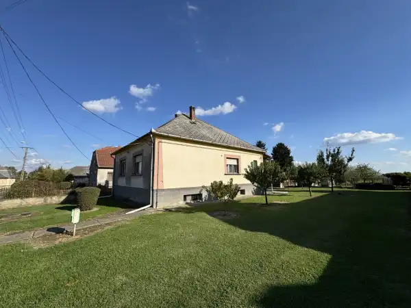 Eladó ingatlan, Becsehely 3 szoba 91 m² 36.5 M Ft Eladó ingatlan, Becsehely 3 szoba 91 m² 36.5 M Ft