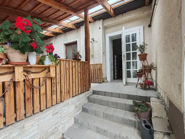 Eladó ingatlan, Becske 3+1 szoba 117 m² 27.5 M Ft