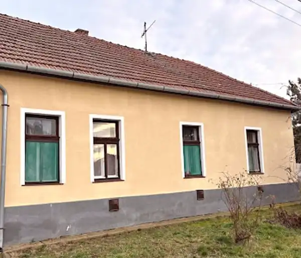 Eladó ingatlan, Békéscsaba 3+1 szoba 100 m² 23.99 M Ft