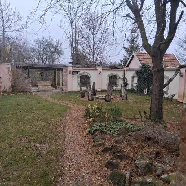 Eladó ingatlan, Békéscsaba 5+1 szoba 160 m² 79.9 M Ft