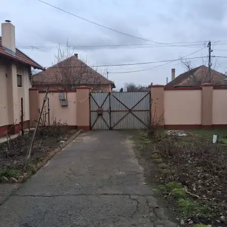 eladó ingatlan, Békéscsaba