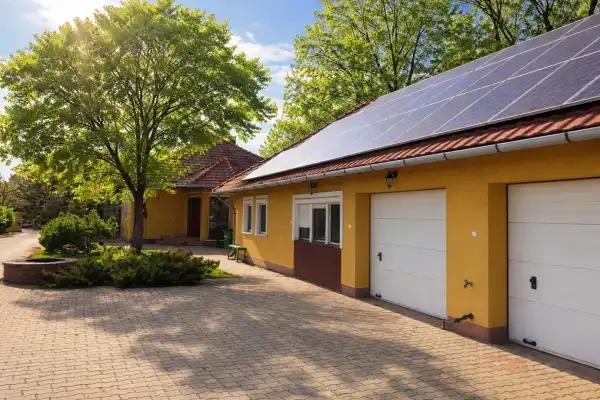 Eladó ingatlan, Békéscsaba 5+1 szoba 225 m² 119.9 M Ft