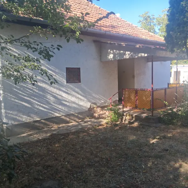 Eladó ingatlan, Békéscsaba 2 szoba 90 m² 27.9 M Ft