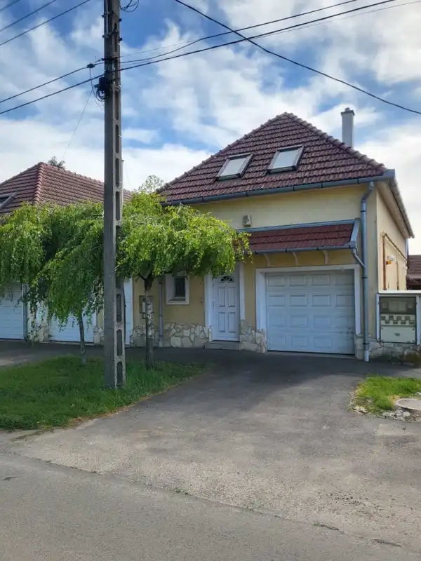 Eladó ingatlan, Békéscsaba 2+2 szoba 110 m² 64.9 M Ft