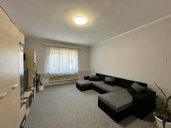 Eladó ingatlan, Békéscsaba 5 szoba 146 m² 32.99 M Ft