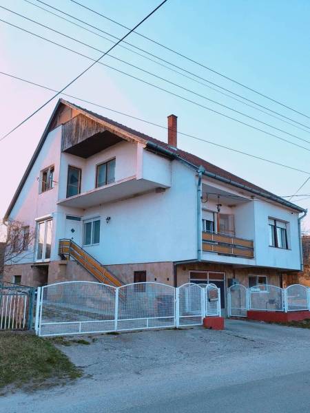 eladó ingatlan, Berzence