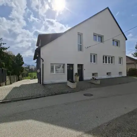 eladó ingatlan, Bicske