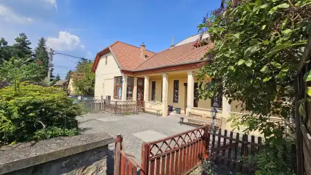 eladó ingatlan, Budakeszi